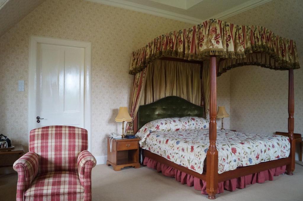 إينفيرغاري Glengarry Castle Hotel الغرفة الصورة