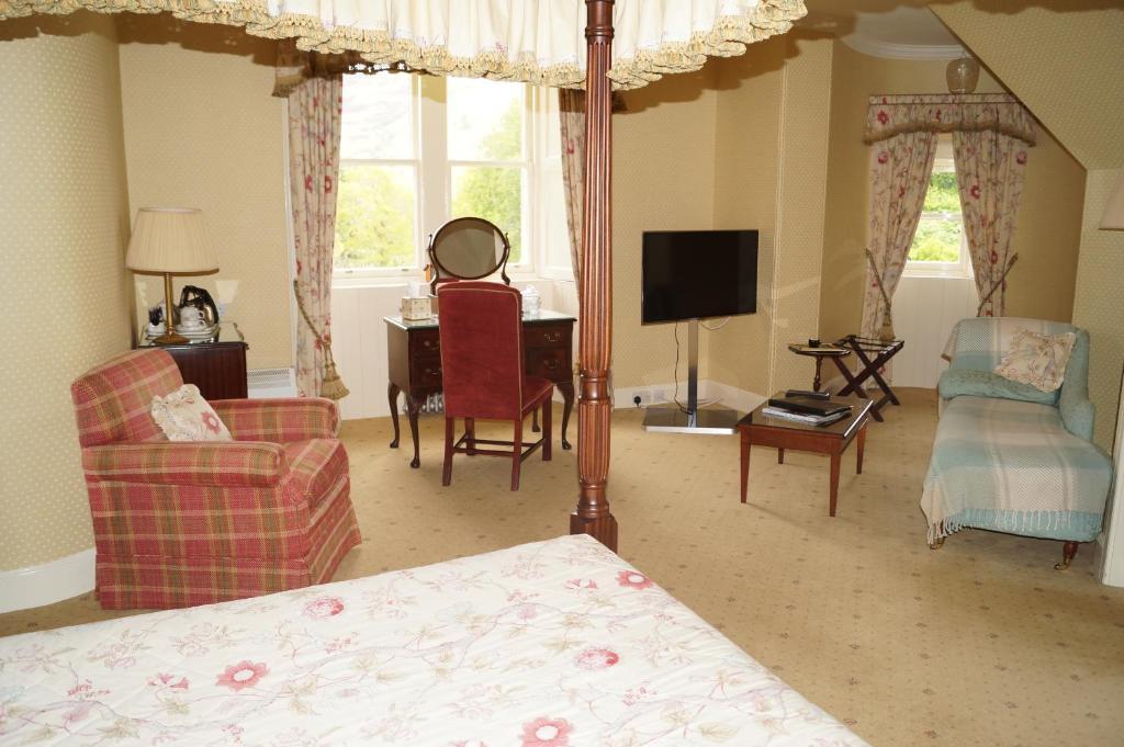 إينفيرغاري Glengarry Castle Hotel الغرفة الصورة